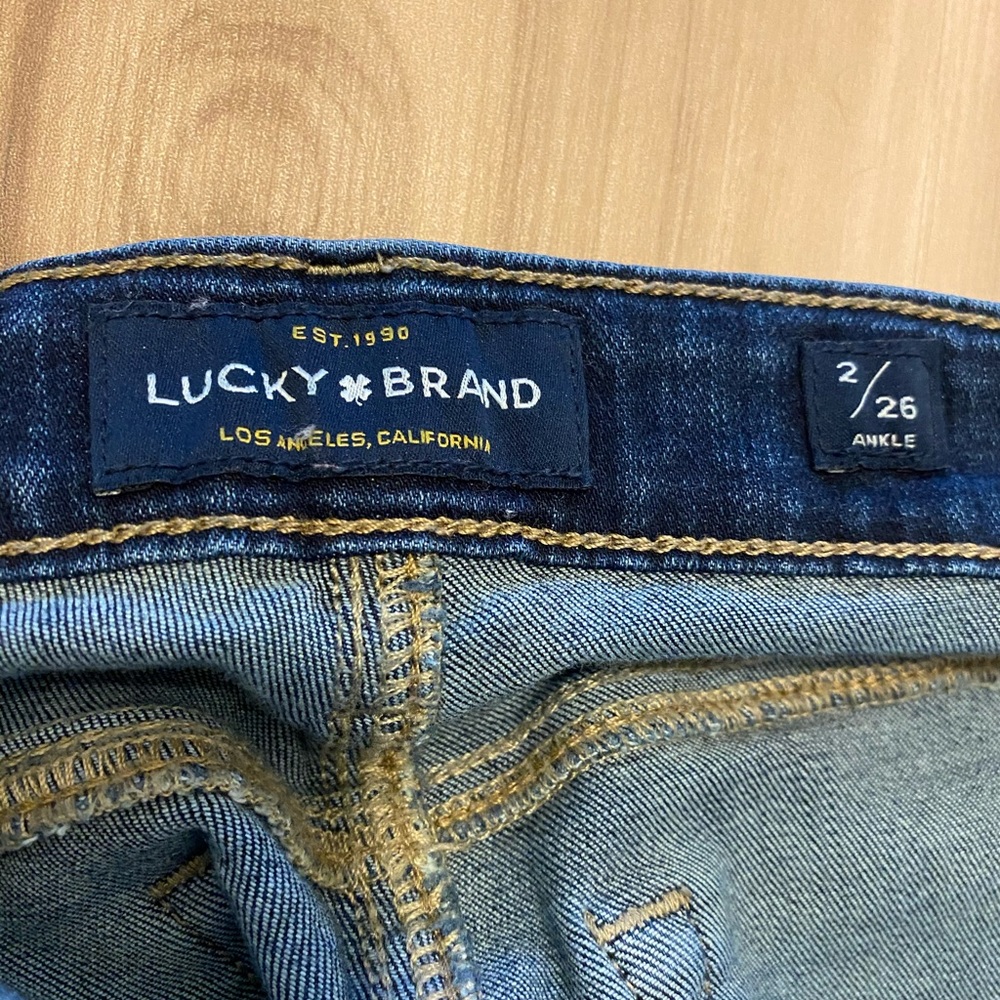 Lucky Brand jeans size 26